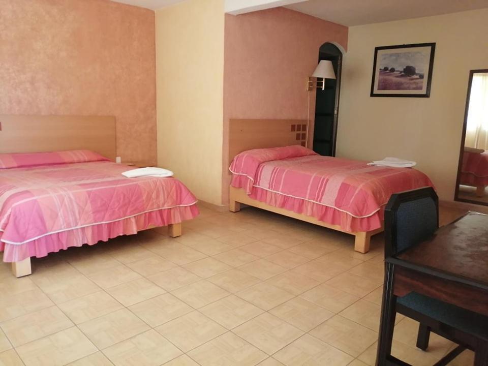 Hotel Real Doxey Tlaxcoapan Екстериор снимка